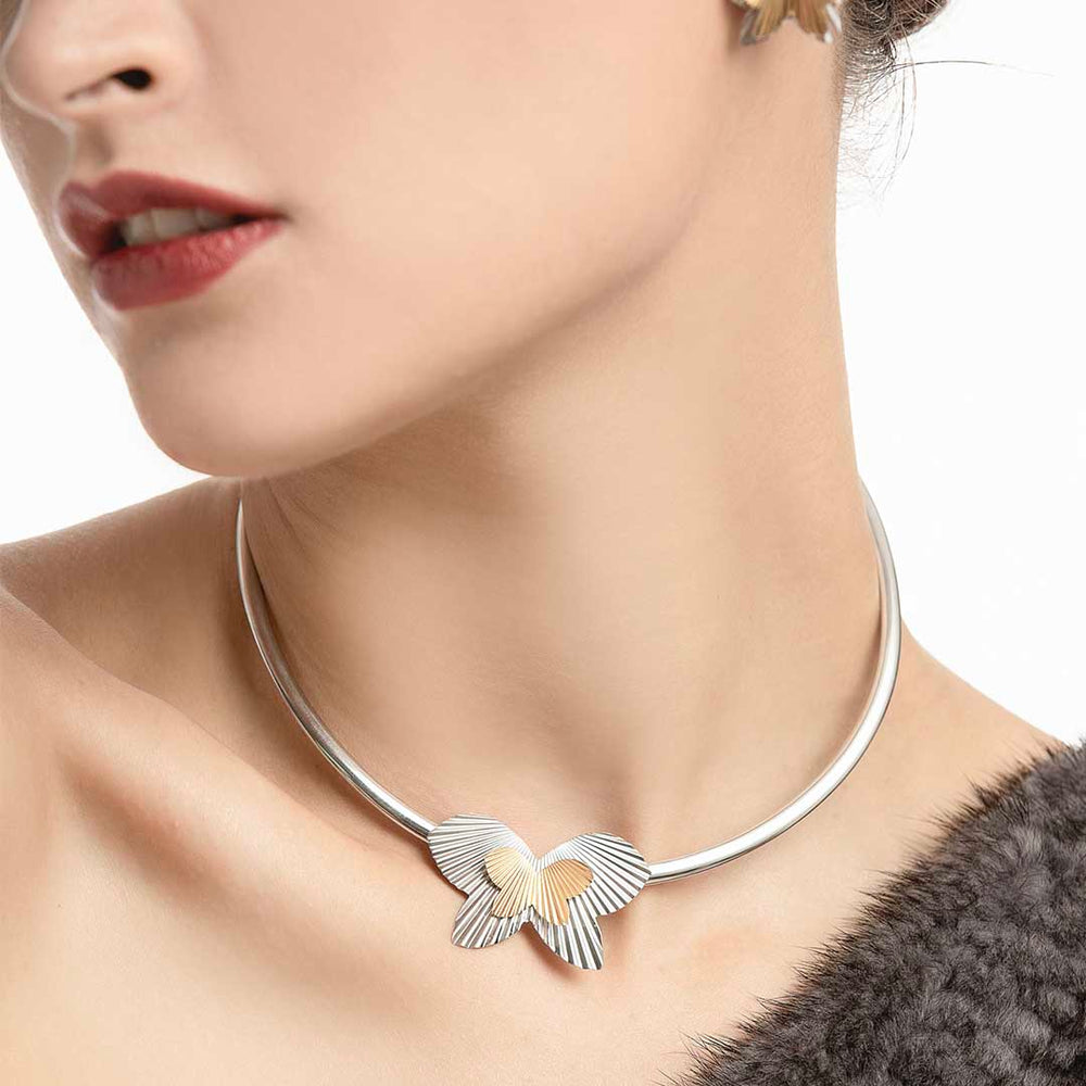 
                  
                    Load image into Gallery viewer, Tao Necklace
                  
                