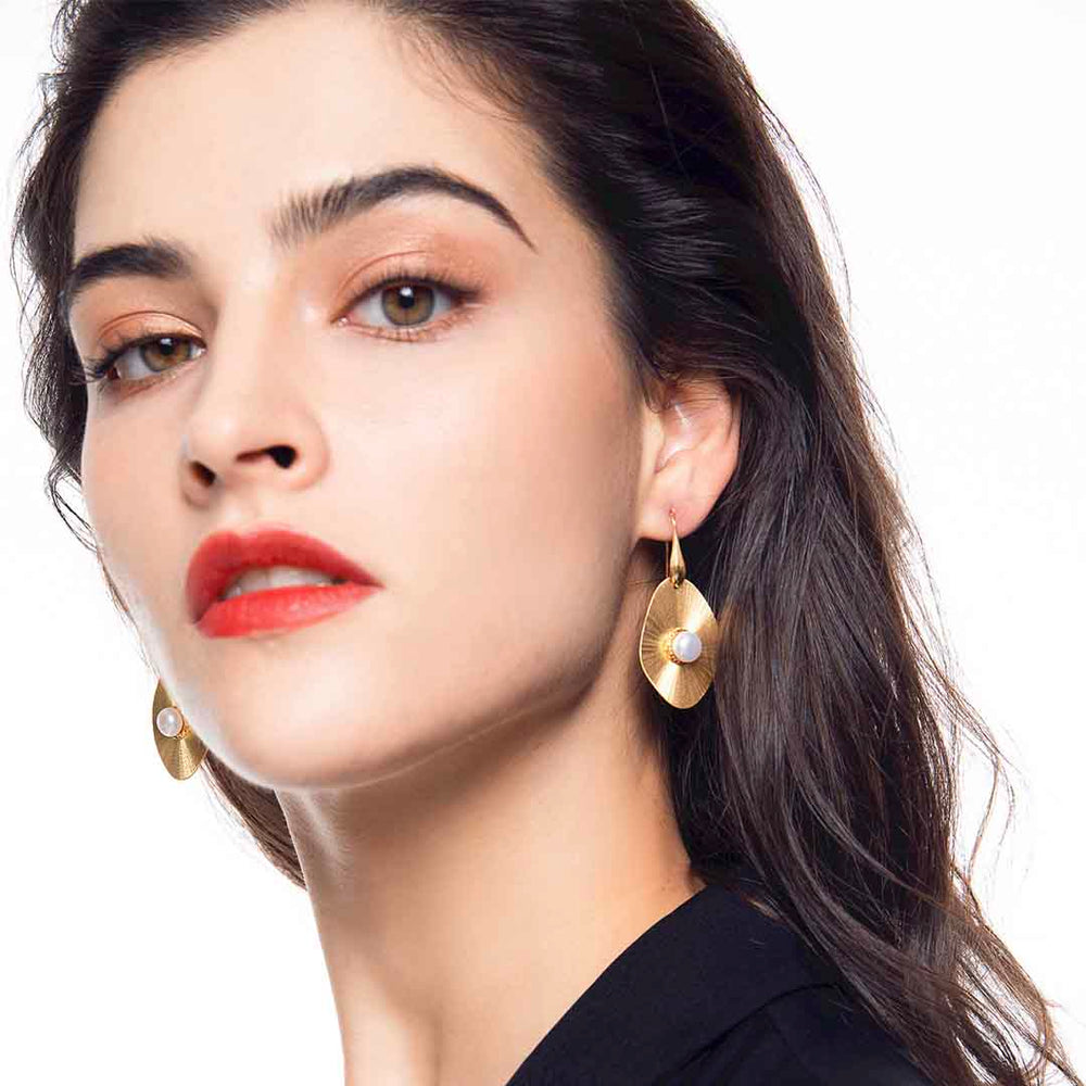 
                  
                    Load image into Gallery viewer, Desert Sand Earrings
                  
                